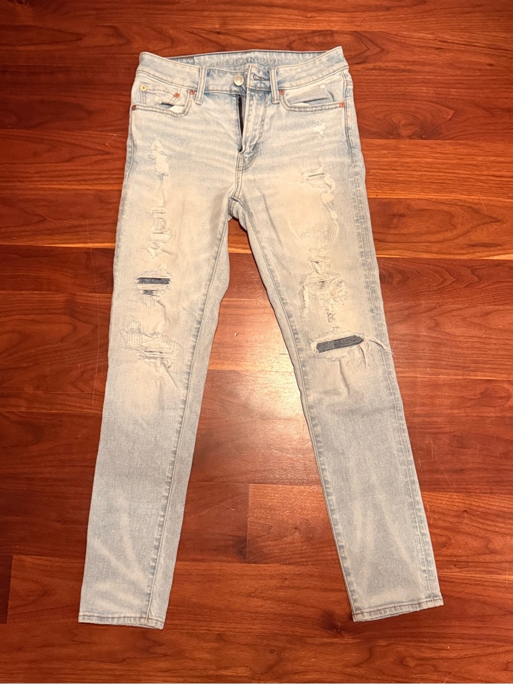 American Eagle Distressed Slim Jeans 28x30 Light Wash